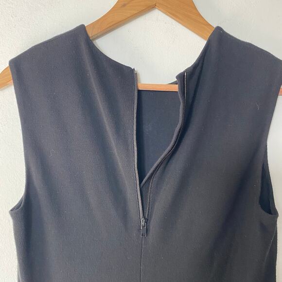 Vince Black Sleeveless Sheath Dress M Minimalist Career Corpcore Quiet Luxury - Picture 8 of 9